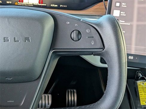 Used 2025 Tesla Model X image 16