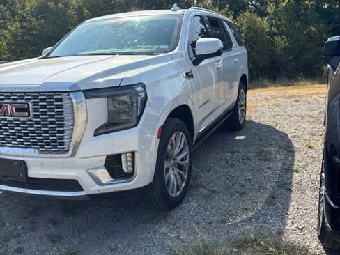 Used 2023 GMC Yukon Denali w/ Denali Reserve Package RWD image 2