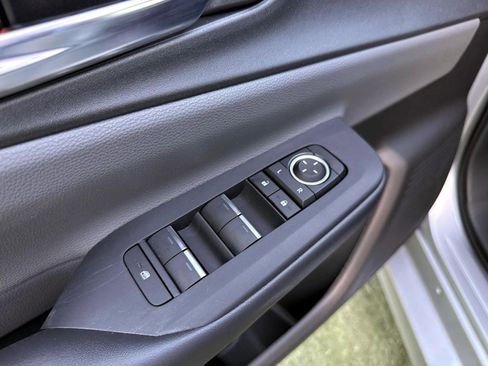 Used 2025 Toyota Prius Limited w/ Limited Premium Package image 20