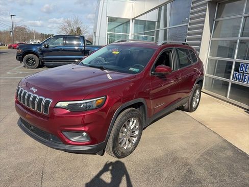 Used 2021 Jeep Cherokee Latitude Lux w/ Comfort/Convenience Group image 2
