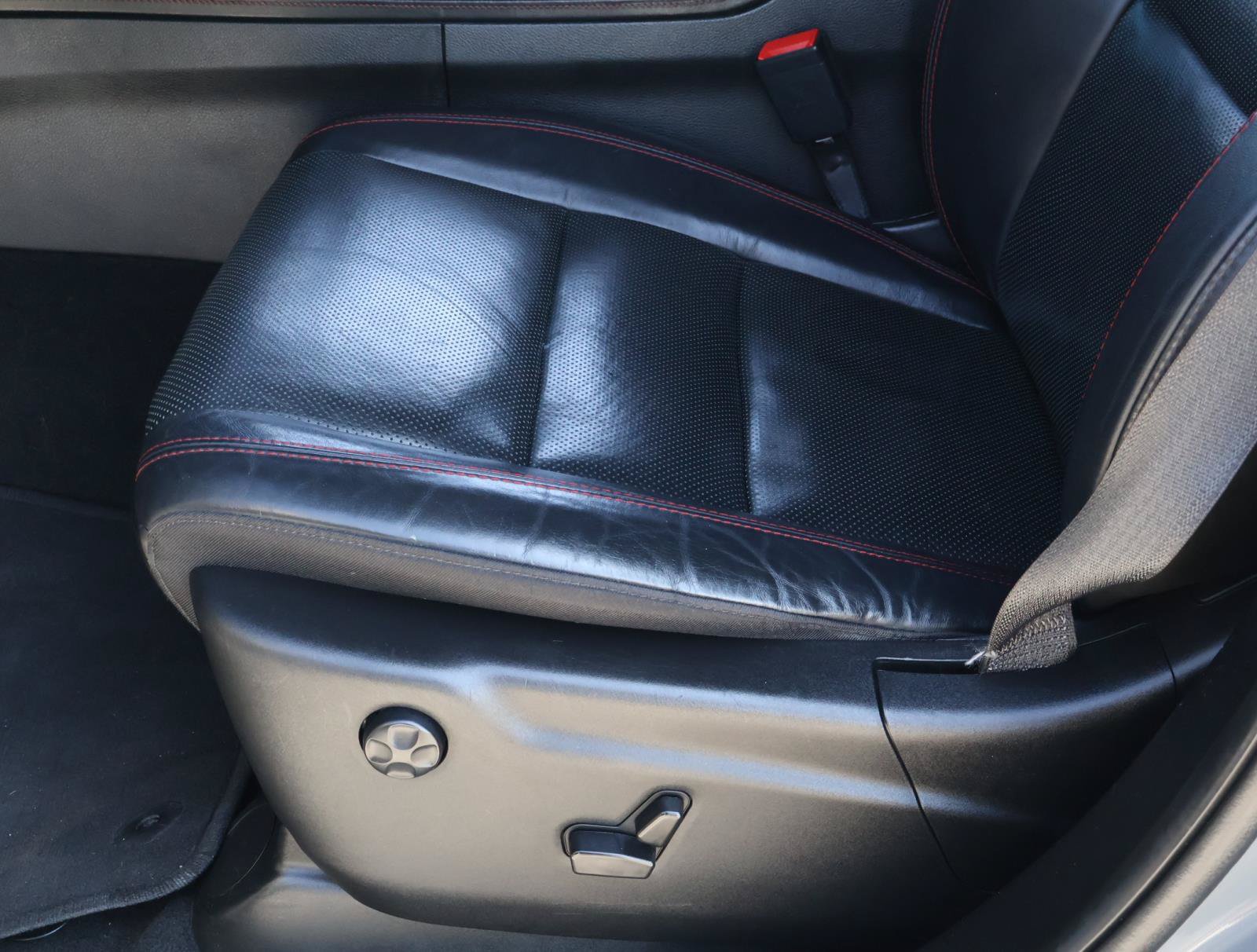 Used 2023 Dodge Durango R/T AWD/4WD image 16