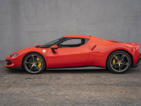 Used 2023 Ferrari 296 GTB RWD image 2