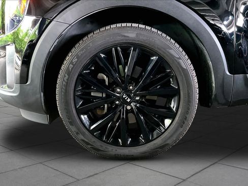 Used 2021 Kia Telluride SX w/ Towing Package FWD image 10