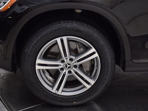 Certified 2022 Mercedes-Benz GLC 300 image 11