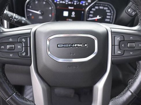Used 2022 GMC Sierra 2500 Denali w/ Denali Ultimate Package image 17