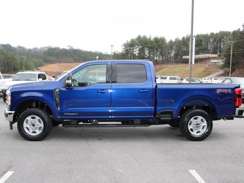 New 2026 Ford F250 XLT w/ XLT Premium Package AWD/4WD image 13