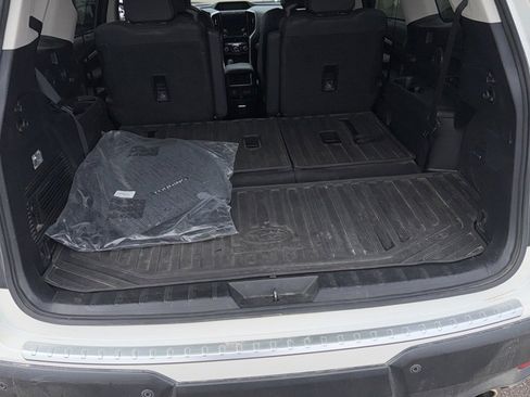 Used 2021 Subaru Ascent Touring image 11