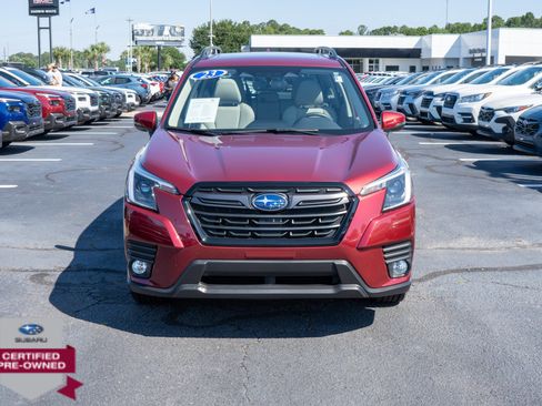 Certified 2023 Subaru Forester Limited AWD/4WD image 8