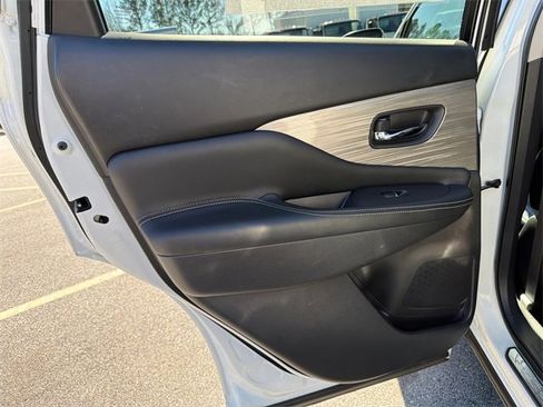 Used 2016 Nissan Murano Platinum w/ Platinum Technology Package image 22