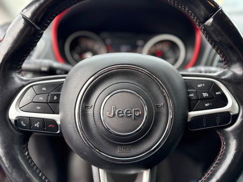 Used 2018 Jeep Compass Trailhawk w/ Safe & Security Group image 38