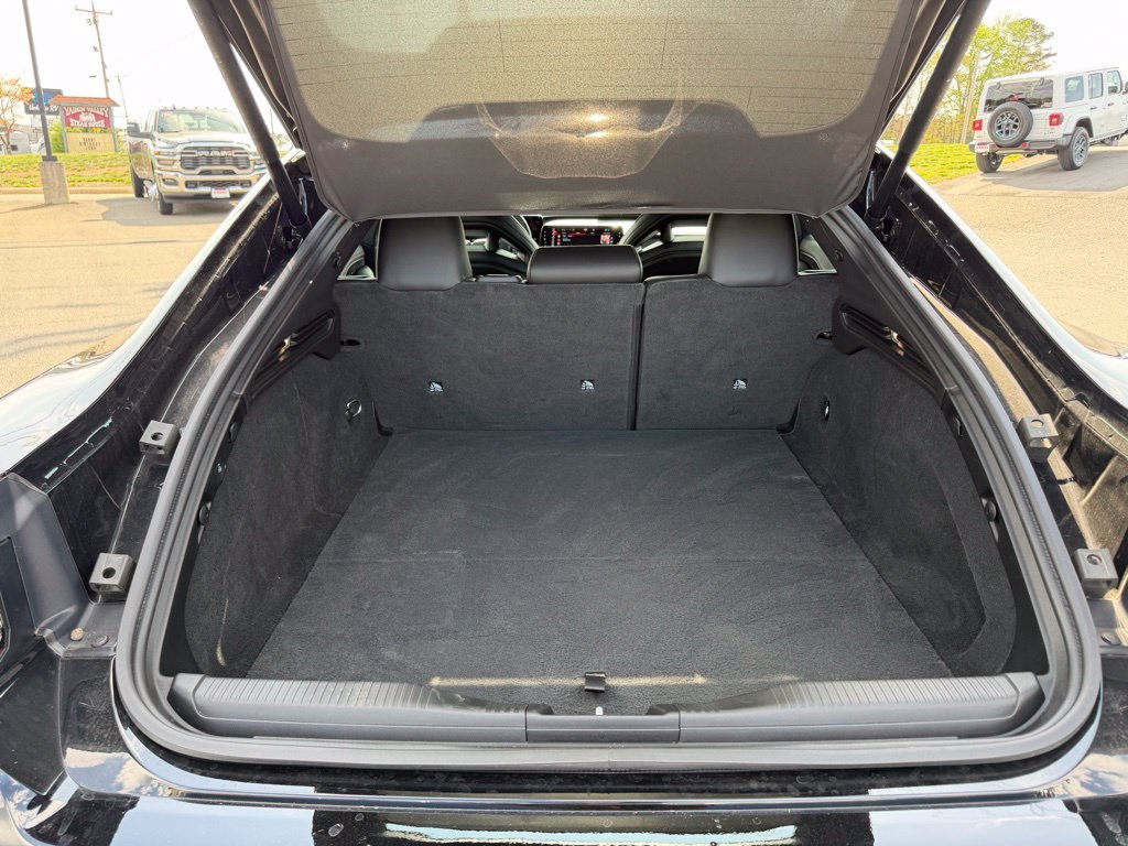 New 2026 Dodge Charger R/T AWD/4WD image 4