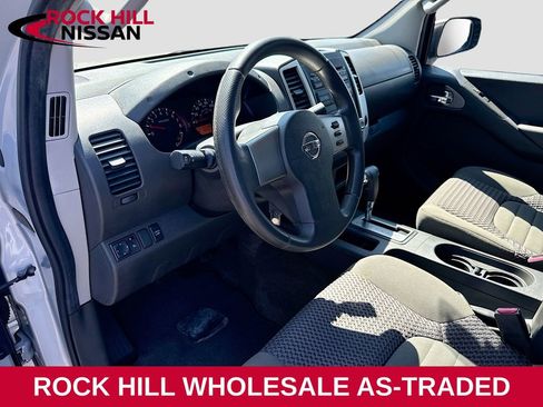 Used 2012 Nissan Frontier SV RWD image 9