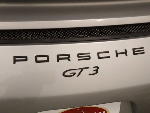 Used 2015 Porsche 911 GT3 RWD image 23