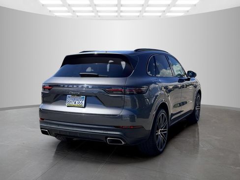 Used 2019 Porsche Cayenne AWD/4WD image 5