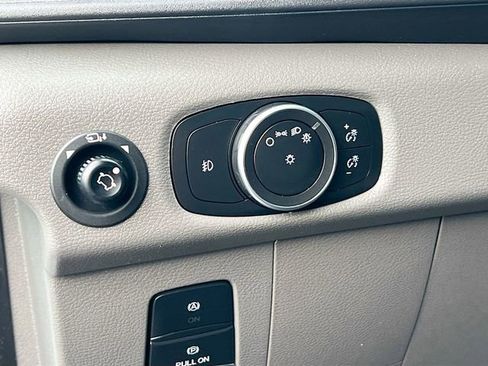 Used 2024 Ford Transit 350 XLT image 10