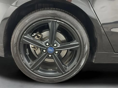 Used 2016 Ford Fusion SE FWD image 30
