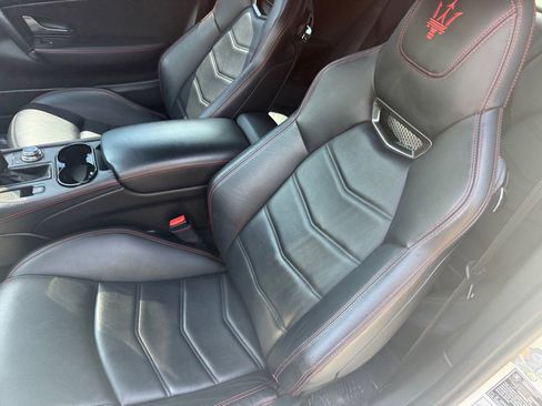 Used 2018 Maserati GranTurismo Sport RWD image 48
