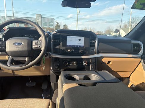 Used 2023 Ford F150 XLT image 14