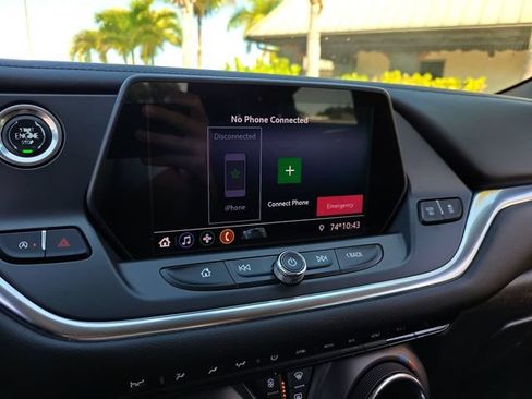 Used 2020 Chevrolet Blazer LT FWD image 23