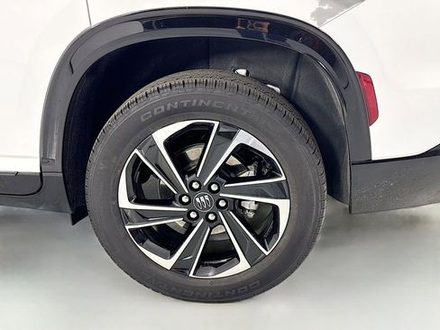 Used 2025 Buick Enclave Sport Touring image 33