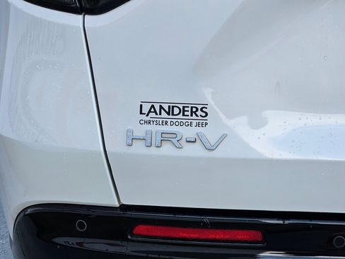 Used 2024 Honda HR-V EX-L image 30