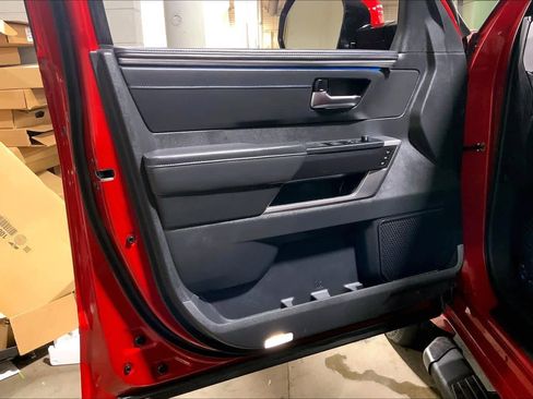 Used 2024 Toyota Tundra Platinum image 22