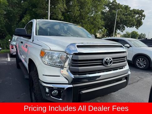 Used 2015 Toyota Tundra SR5 w/ SR5 Upgrade Package AWD/4WD image 1