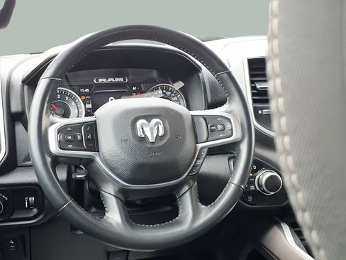 Used 2022 RAM 1500 Big Horn image 9