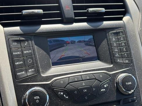 Used 2015 Ford Fusion SE w/ Equipment Group 202A FWD image 25