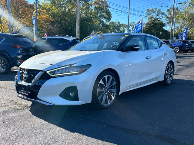 Used 2023 Nissan Maxima Platinum w/ Sport Mat Group FWD image 6