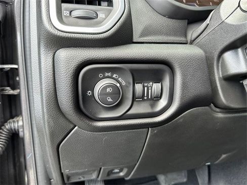 Used 2025 RAM 2500 Laramie image 34