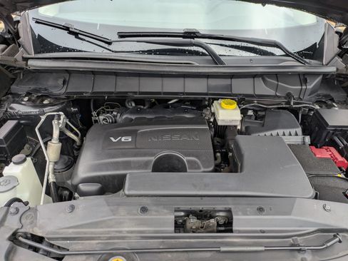 Used 2022 Nissan Pathfinder SV AWD/4WD image 41