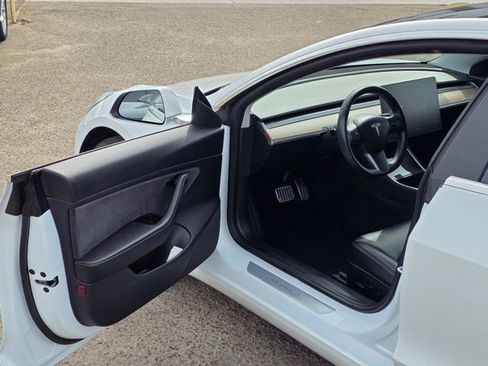 Used 2019 Tesla Model 3 Standard Range Plus RWD image 35