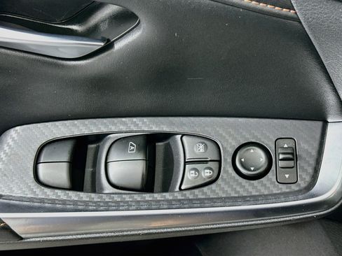 Used 2020 Nissan Sentra SR w/ Premium Package FWD image 15