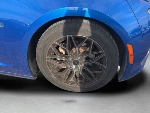Used 2017 Chevrolet Camaro LT RWD image 24