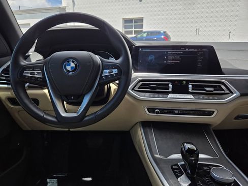 Used 2022 BMW X5 xDrive45e w/ Climate Comfort Package AWD/4WD image 27