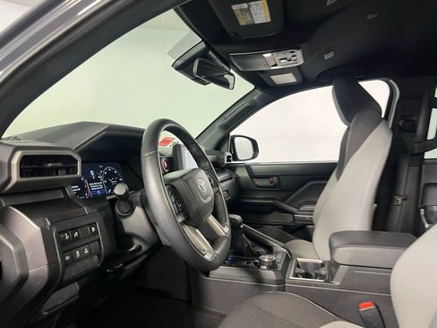 Used 2025 Toyota 4Runner TRD Off-Road image 19