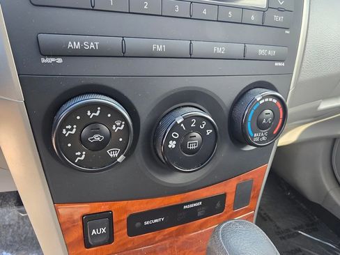 Used 2009 Toyota Corolla XLE image 20