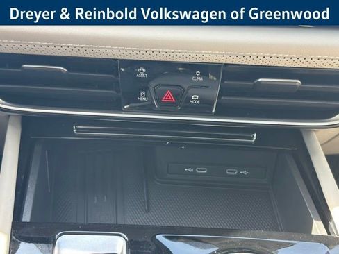 New 2026 Volkswagen Atlas SEL Premium R-Line AWD/4WD image 17