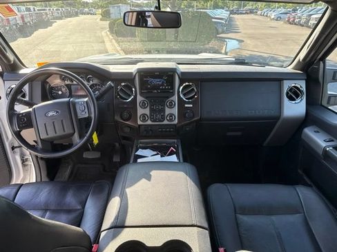 Used 2016 Ford F250 Lariat w/ Lariat Interior Package AWD/4WD image 26