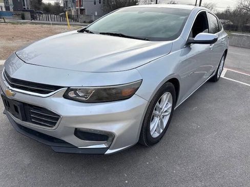 Used 2016 Chevrolet Malibu LT image 3