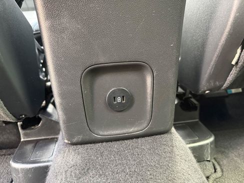 Used 2025 Ford Escape Active AWD/4WD image 20