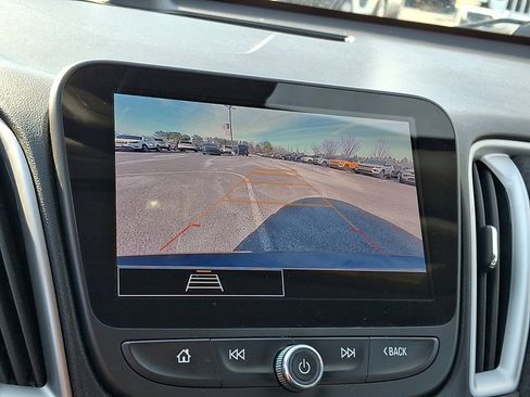 Used 2023 Chevrolet Malibu LT image 30