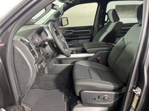 New 2026 RAM 1500 Big Horn AWD/4WD image 7