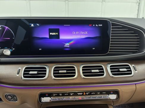 Used 2024 Mercedes-Benz GLE 450 4MATIC image 30