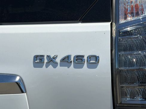 Used 2022 Lexus GX 460 Premium w/ Premium Package AWD/4WD image 33