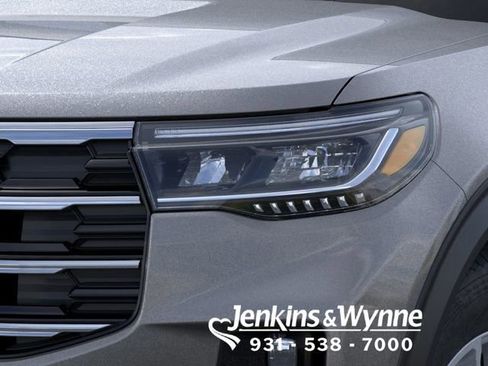 New 2026 Ford Explorer Active image 18