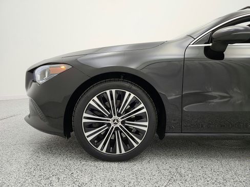 Used 2022 Mercedes-Benz CLA 250 image 24