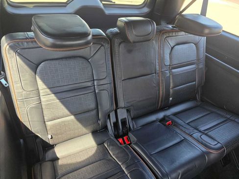 Used 2024 Lincoln Navigator L Black Label AWD/4WD image 13