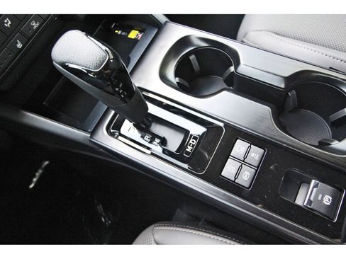 New 2026 Subaru Outback Limited XT AWD/4WD image 23